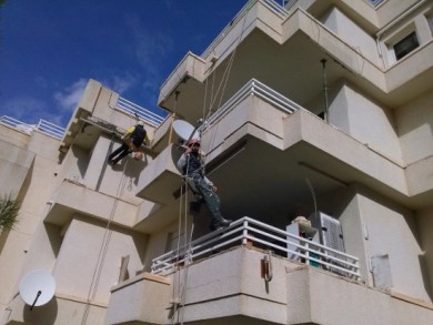 trabajos-verticales-reparacion-fachada-cantos-forjado-balcones-fiolas-mallorca (foto) (16)
